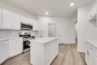 10832 Hawks Landing Road, Fort Worth, TX 76052 - Photo 15