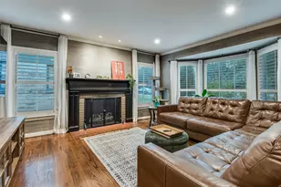 2318 Barberry Dr, Dallas, TX 75211 - Photo 3