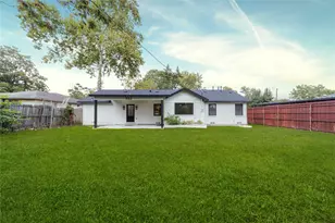 932 Treasure Rd, Garland, TX 75041 - Photo 21