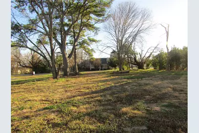 403 E Boyd Avenue, Boyd, TX 76023 - Photo 5