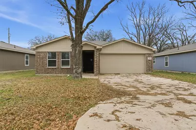 104 Holiday Drive, Gun Barrel City, TX 75156 - Photo 1