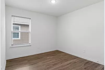 104 Holiday Drive, Gun Barrel City, TX 75156 - Photo 11