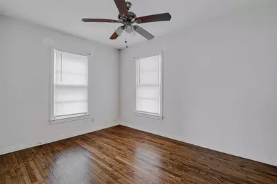 206 E Rogers Street, Arlington, TX 76011 - Photo 9