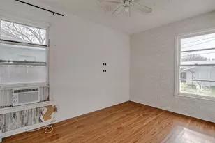 206 E Rogers St, Arlington, TX 76011 - Photo 23