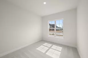 633 Bunchberry St, Justin, TX 76247 - Photo 5