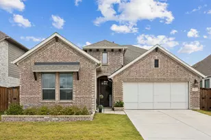 2012 Summer Sky Ln, Mansfield, TX 76063 - Photo 1