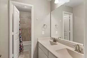 424 Eureka Ct, Burleson, TX 76028 - Photo 29