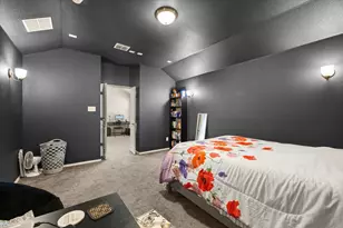 424 Eureka Ct, Burleson, TX 76028 - Photo 35