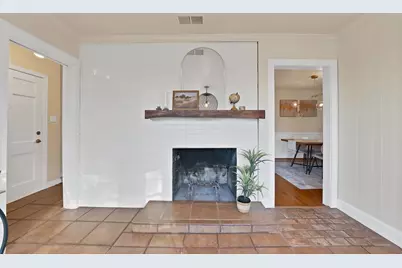 1904 Marigold Avenue, Fort Worth, TX 76111 - Photo 11