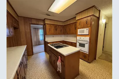 209 N Harrison Street, Roxton, TX 75477 - Photo 13