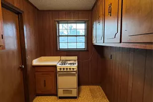 209 N Harrison St, Roxton, TX 75477 - Photo 11