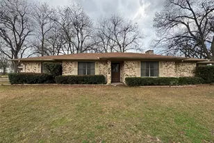 209 N Harrison St, Roxton, TX 75477 - Photo 1