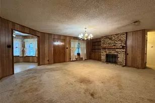 209 N Harrison St, Roxton, TX 75477 - Photo 5