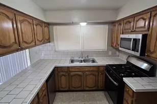 7808 Emerald Hills Way, North Richland Hills, TX 76180 - Photo 5