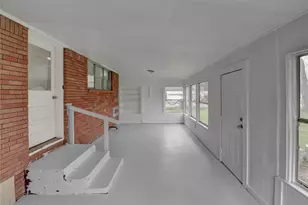 1002 N Stewart Ct, Azle, TX 76020 - Photo 25