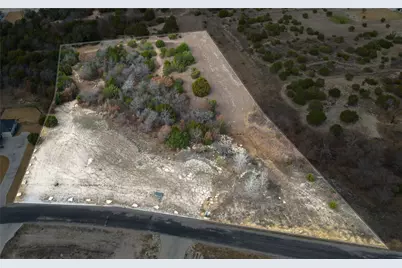 1068 Eagles Bluff Drive, Weatherford, TX 76087 - Photo 3