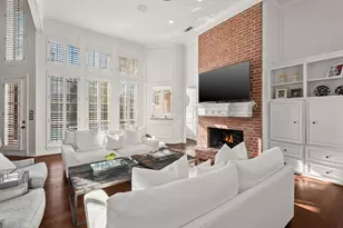 1605 Monument Cir, Plano, TX 75093 - Photo 11