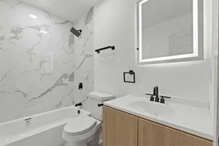 2011 E Park Row Dr, Arlington, TX 76010 - Photo 27