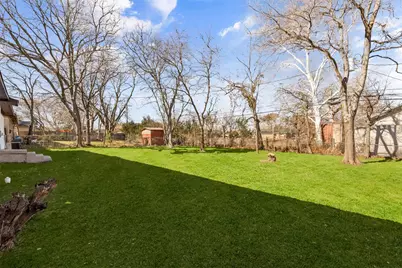 2011 E Park Row Drive, Arlington, TX 76010 - Photo 35