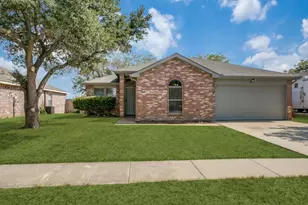 505 Mitch St, Saginaw, TX 76179 - Photo 1