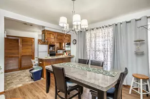 405 Meadow Dr, Gainesville, TX 76240 - Photo 5