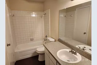 515 Gibbins Court #515-517, Arlington, TX 76011 - Photo 5