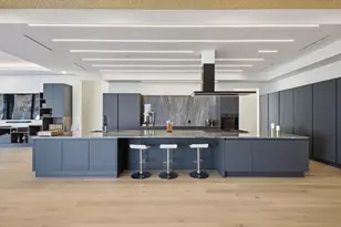 10230 Marsh Ln, Dallas, TX 75229 - Photo 15