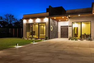 10230 Marsh Ln, Dallas, TX 75229 - Photo 3