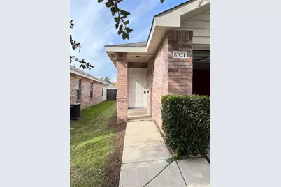 8921 Sun Haven Way, Fort Worth, TX 76244 - Photo 3