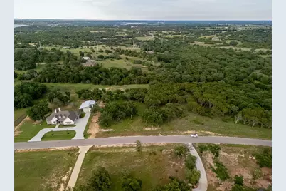 2124 Lacee Court, Granbury, TX 76048 - Photo 5