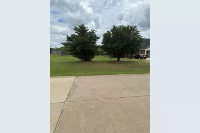 3121 Preston Club Drive, Sherman, TX 75092 - Photo 9