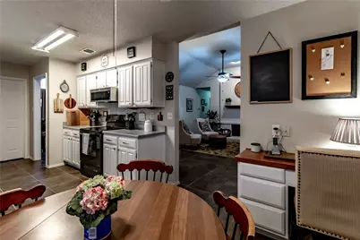 266 E Ridgegate Drive, Garland, TX 75040 - Photo 7