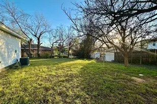 206 Senter Valley Rd, Irving, TX 75060 - Photo 11