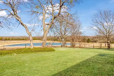 1044 County Road 3230, Windom, TX 75492 - Photo 17