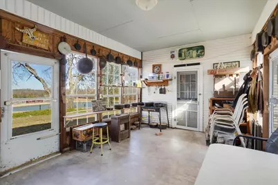 1044 County Road 3230, Windom, TX 75492 - Photo 13