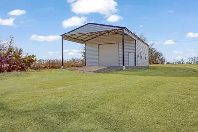 1044 County Road 3230, Windom, TX 75492 - Photo 23