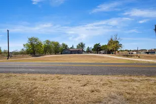 638 Main St, Paradise, TX 76073 - Photo 21