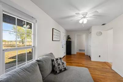 638 Main Street, Paradise, TX 76073 - Photo 3