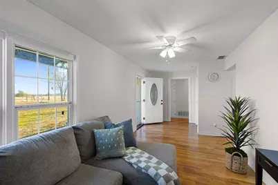 638 Main Street, Paradise, TX 76073 - Photo 5