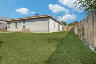 10917 Hornby St, Fort Worth, TX 76108 - Photo 3
