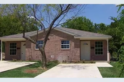 1432 E Mulkey Street, Fort Worth, TX 76104 - Photo 1