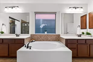 350 Falstaff Dr, Roanoke, TX 76262 - Photo 27