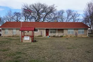 1858 Farm Rd 1506, Paris, TX 75460 - Photo 1