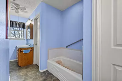 1858 Farm Road 1506, Paris, TX 75460 - Photo 15