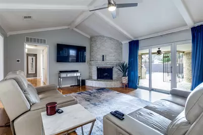 9352 Heatherdale Drive, Dallas, TX 75243 - Photo 13