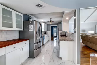 9352 Heatherdale Drive, Dallas, TX 75243 - Photo 17