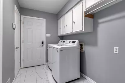 9352 Heatherdale Drive, Dallas, TX 75243 - Photo 31