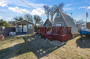 611 Elm Cir, Lake Bridgeport, TX 76426 - Photo 3