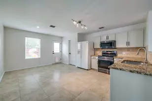 1409 Water Lily Dr, Little Elm, TX 75068 - Photo 5