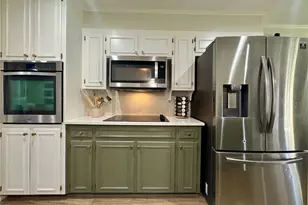 1116 Willow Creek Rd, Cleburne, TX 76033 - Photo 9